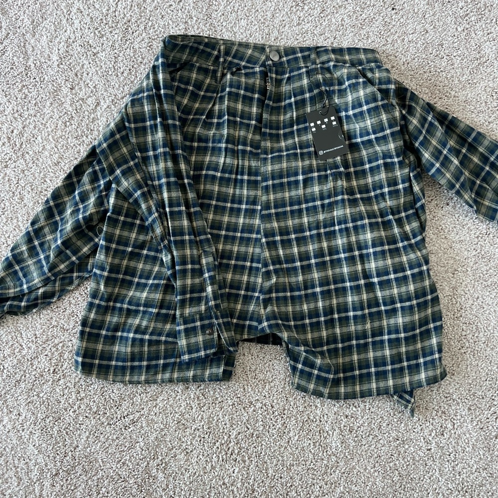 Plaid Shorts w/faux Tie Shirt (Brand: The Vault by Sacha)